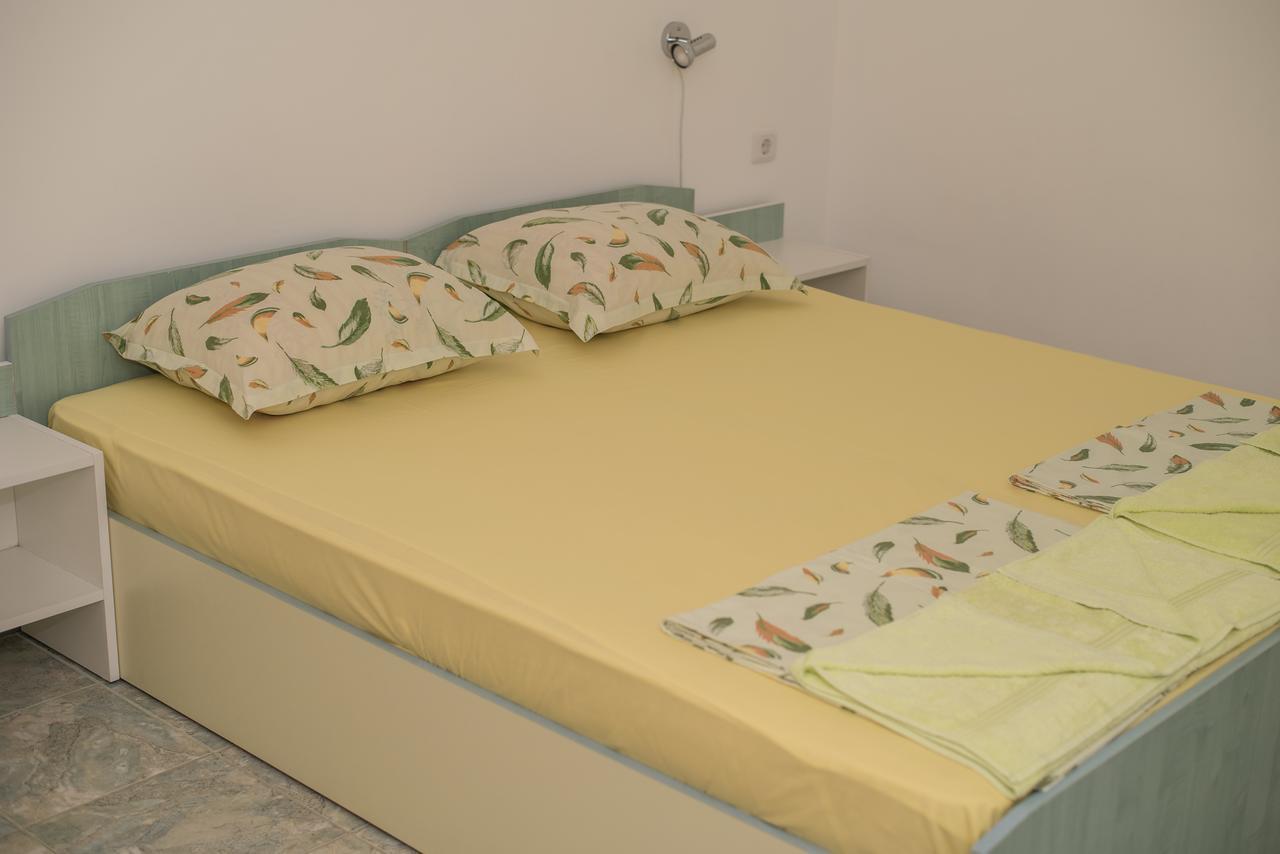 Eleonor Guest House 比亚拉 外观 照片